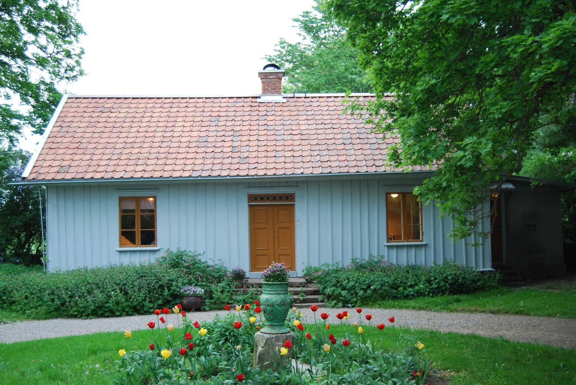 Naestegarden Bed & Breakfast Sätuna Zewnętrze zdjęcie